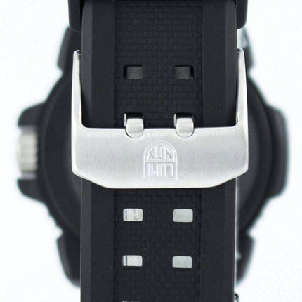 Luminox Sea Navy Seal Colormark 3050 Series Swiss Quartz 200M XS.3067 Mens Watch